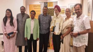 World University of Design presented '2022 Critics' Choice Award' to Prof. Paramjeet Singh on Thursday, April 21st, 2022 at AIFACS Gallery, New Delhi