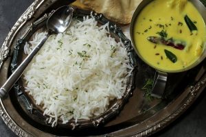 Gujarat Day 2022: Traditional Gujarati Cuisine to Satisfy Your Taste Buds