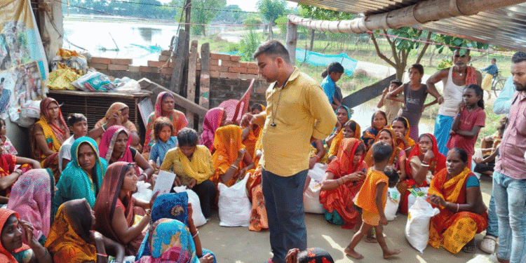 Aahwahan Foundation relief kits flood victims Bihar 2025 Patna Darbhanga
