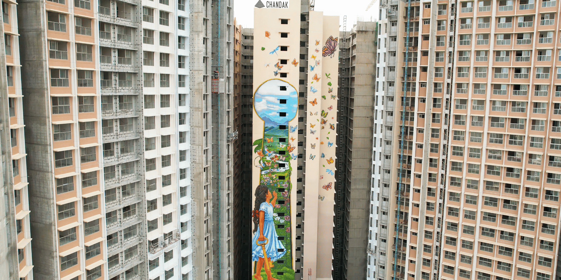 Mumbai SRA Tower Becomes Canvas for Chandak Group’s 15,000 Sq. Ft. Mural