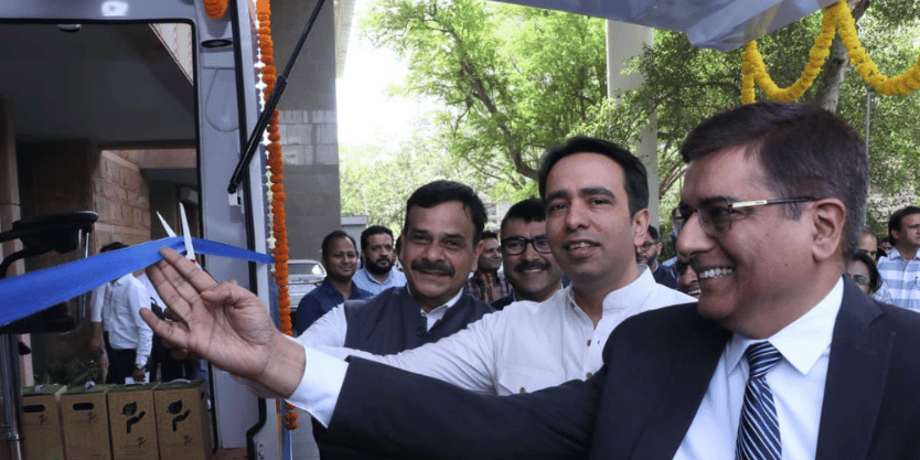 Jayant Chaudhary and Dell Technologies Expand Solar Community Hub Skill Vans Across Five States